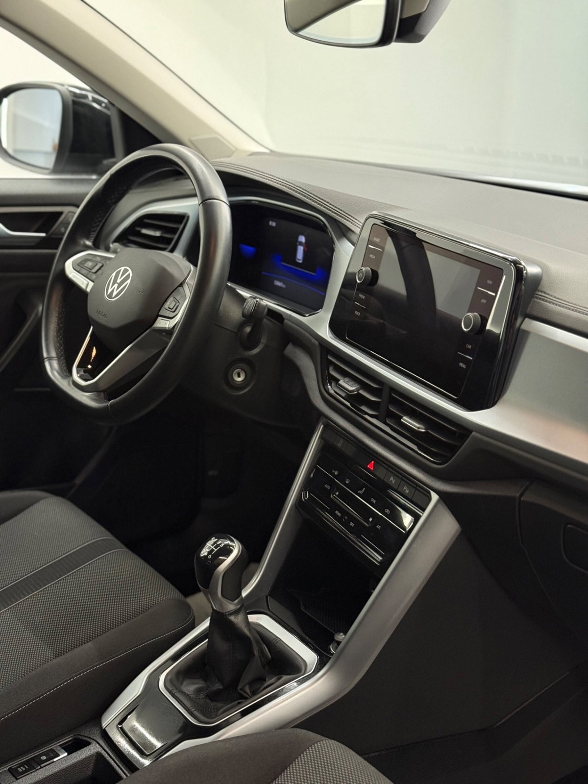Volkswagen T-Roc 1.0 TSI Style (14)