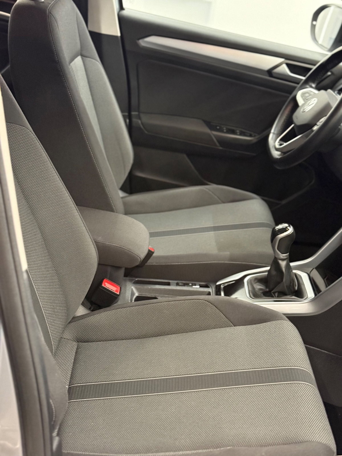 Volkswagen T-Roc 1.0 TSI Style (18)