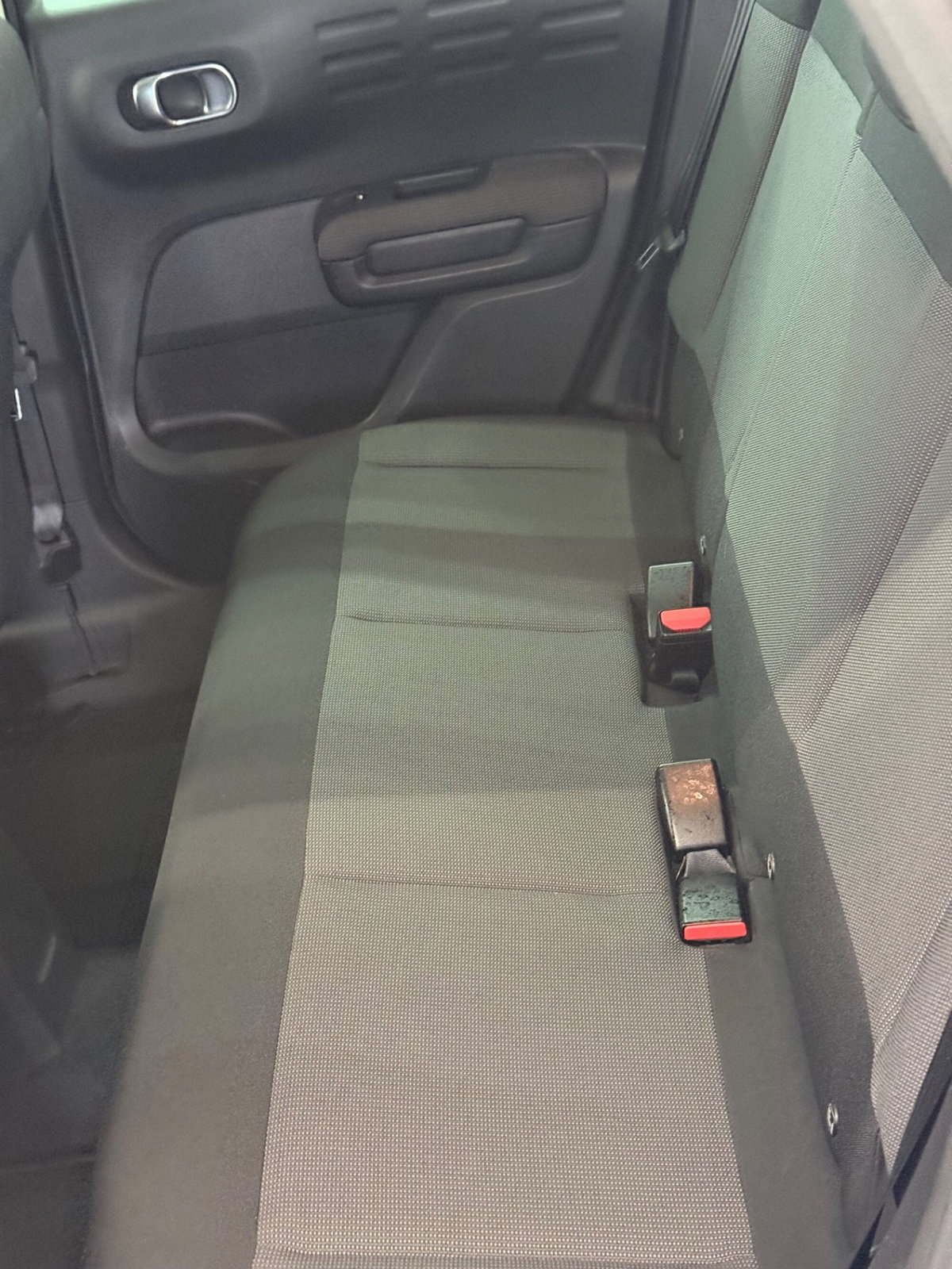 Citroen C3 Aircross BlueHDi 110 S&S Shine Pack (10)