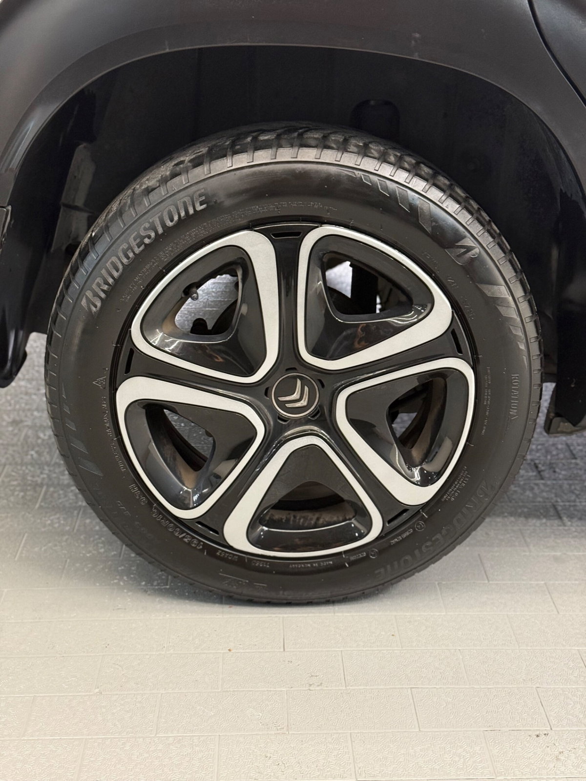 Citroen C3 Aircross BlueHDi 110 S&S Shine Pack (14)