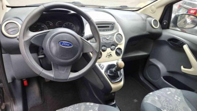 Ford Ka 1.2 8V 69CV (8)