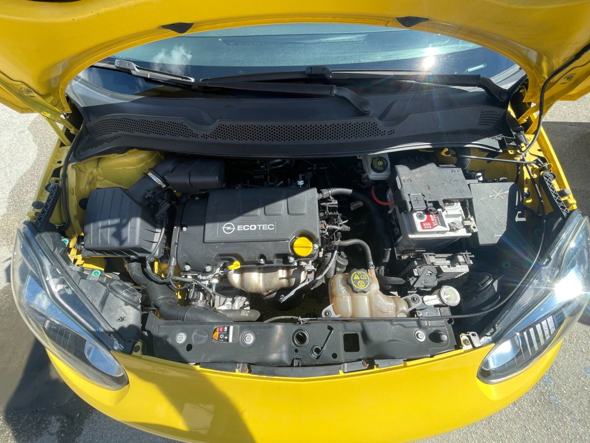 Opel Adam 1.4 100 CV Jam (12)