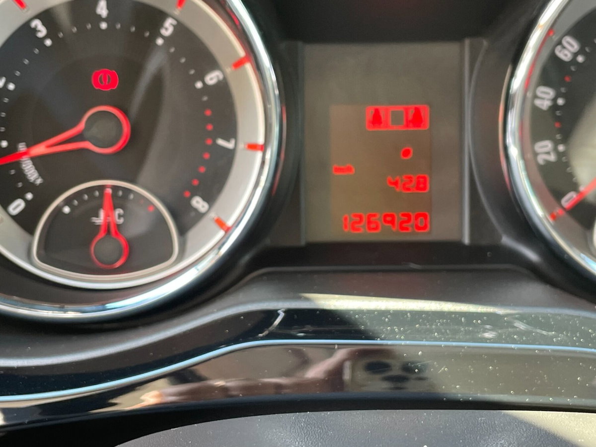 Opel Adam 1.4 100 CV Jam (18)