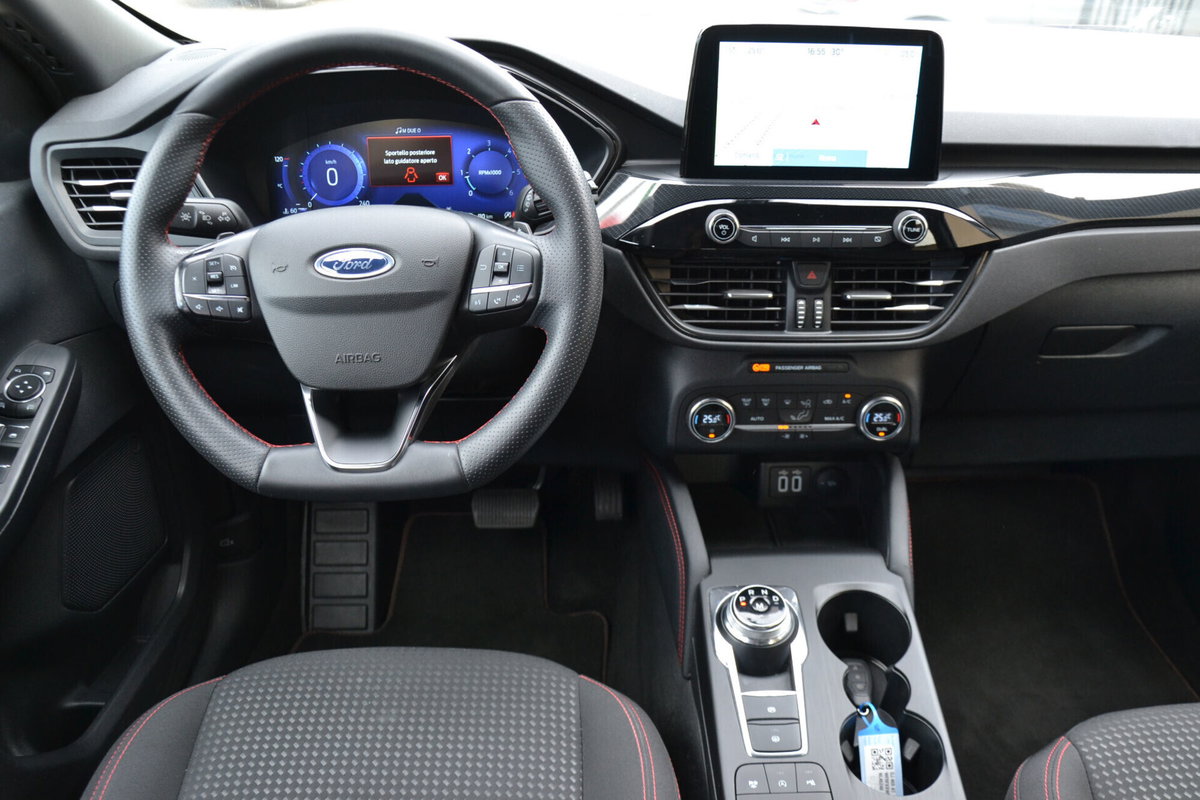 Ford Kuga 1.5 EcoBlue 120 CV 2WD ST-Line (7)