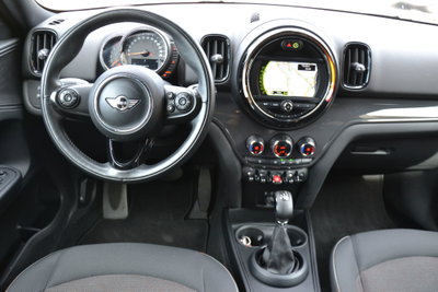 MINI Mini Countryman 2.0 Cooper D Essential Countryman (7)