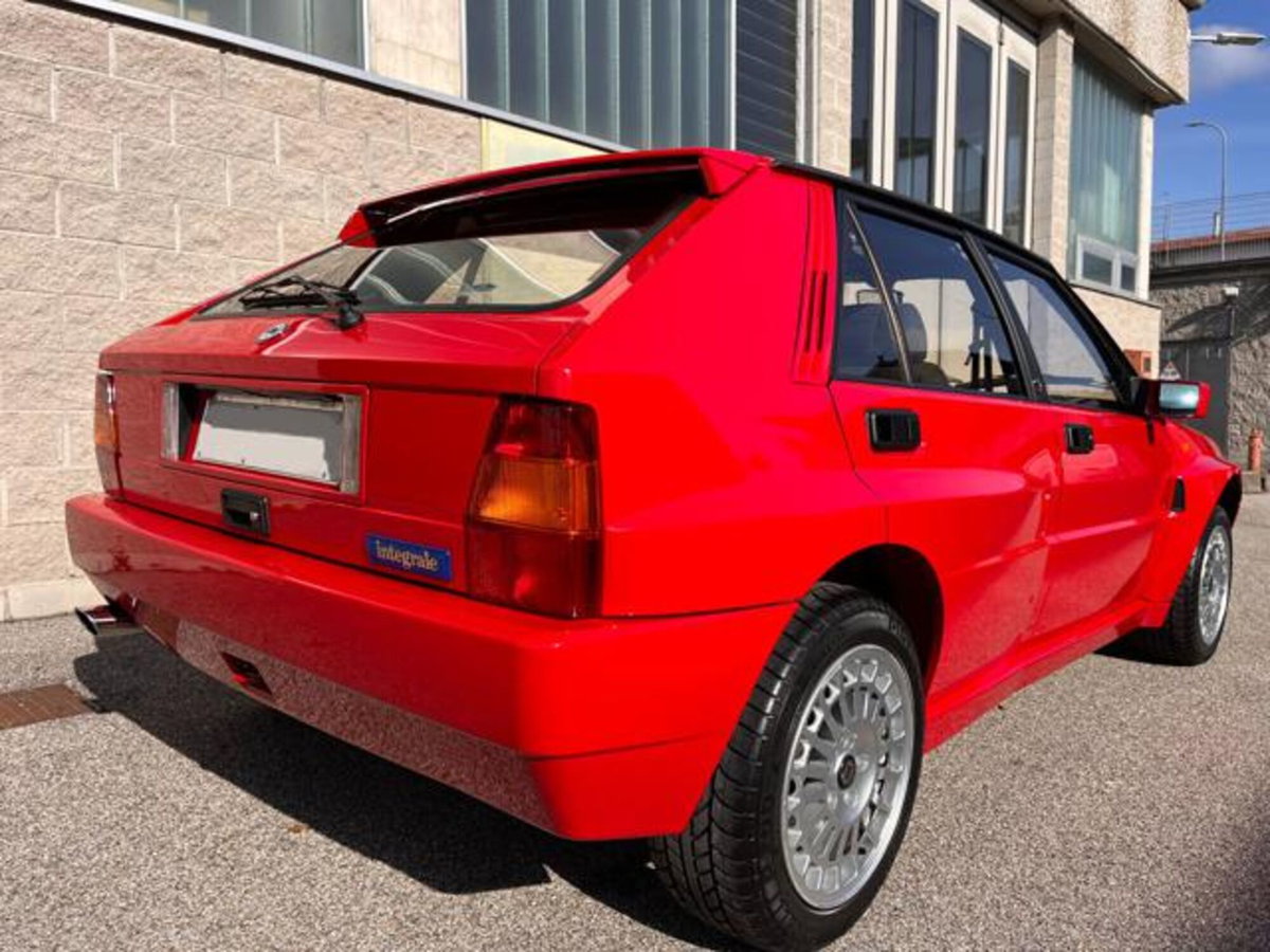 Lancia Delta turbo 16V HF integrale (4)