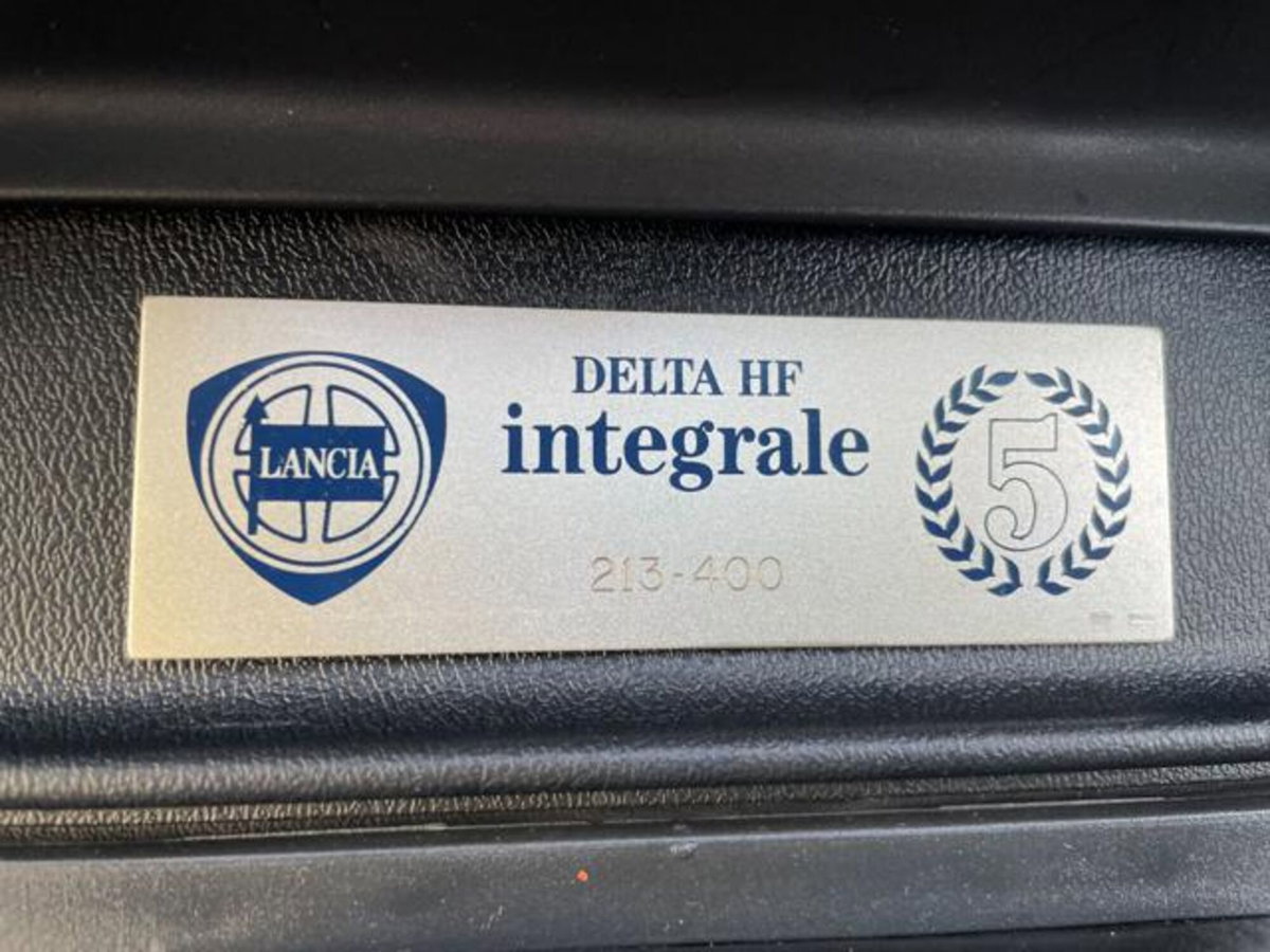 Lancia Delta turbo 16V HF integrale 5 (16)