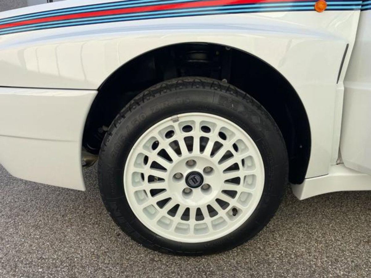 Lancia Delta turbo 16V HF integrale 5 (20)
