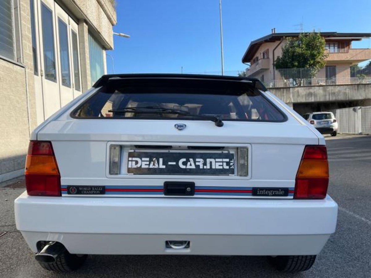 Lancia Delta turbo 16V HF integrale 5 (5)