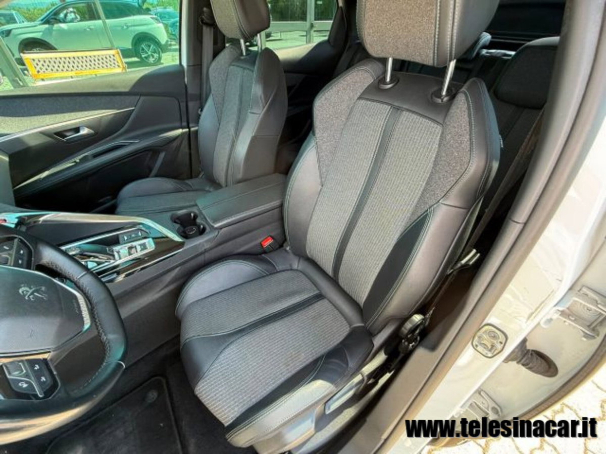 Peugeot 3008 BlueHDi 130 S&S EAT8 Allure Pack (15)