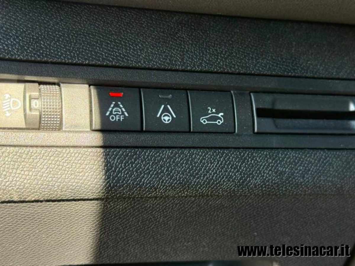 Peugeot 3008 BlueHDi 130 S&S EAT8 Allure Pack (19)