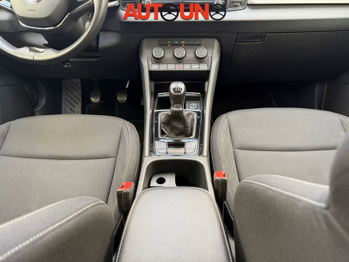 Skoda Karoq 1.0 TSI Ambition (11)