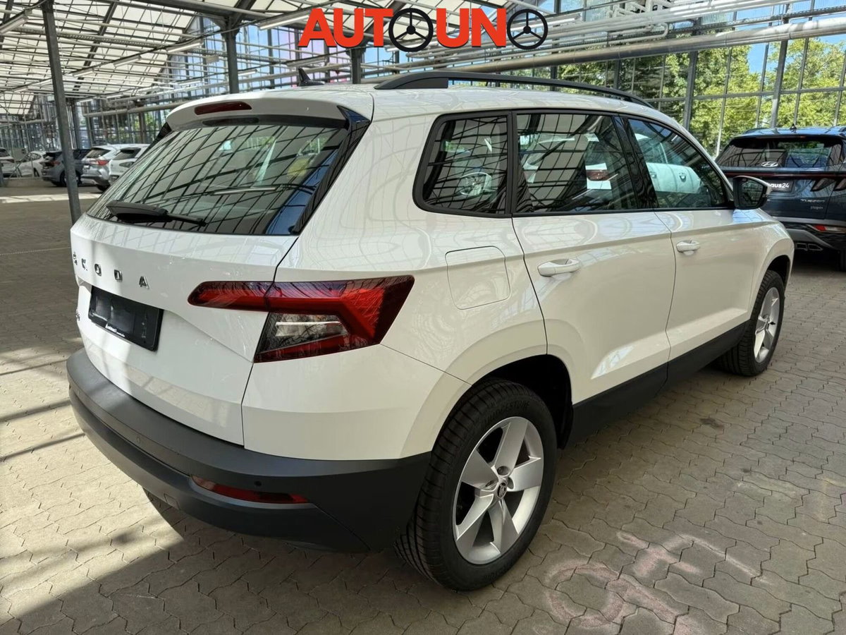 Skoda Karoq 1.0 TSI Ambition (2)