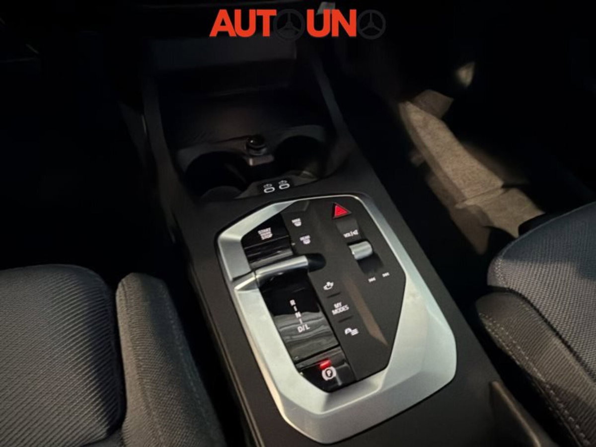 BMW Serie 1 120 48V auto (12)