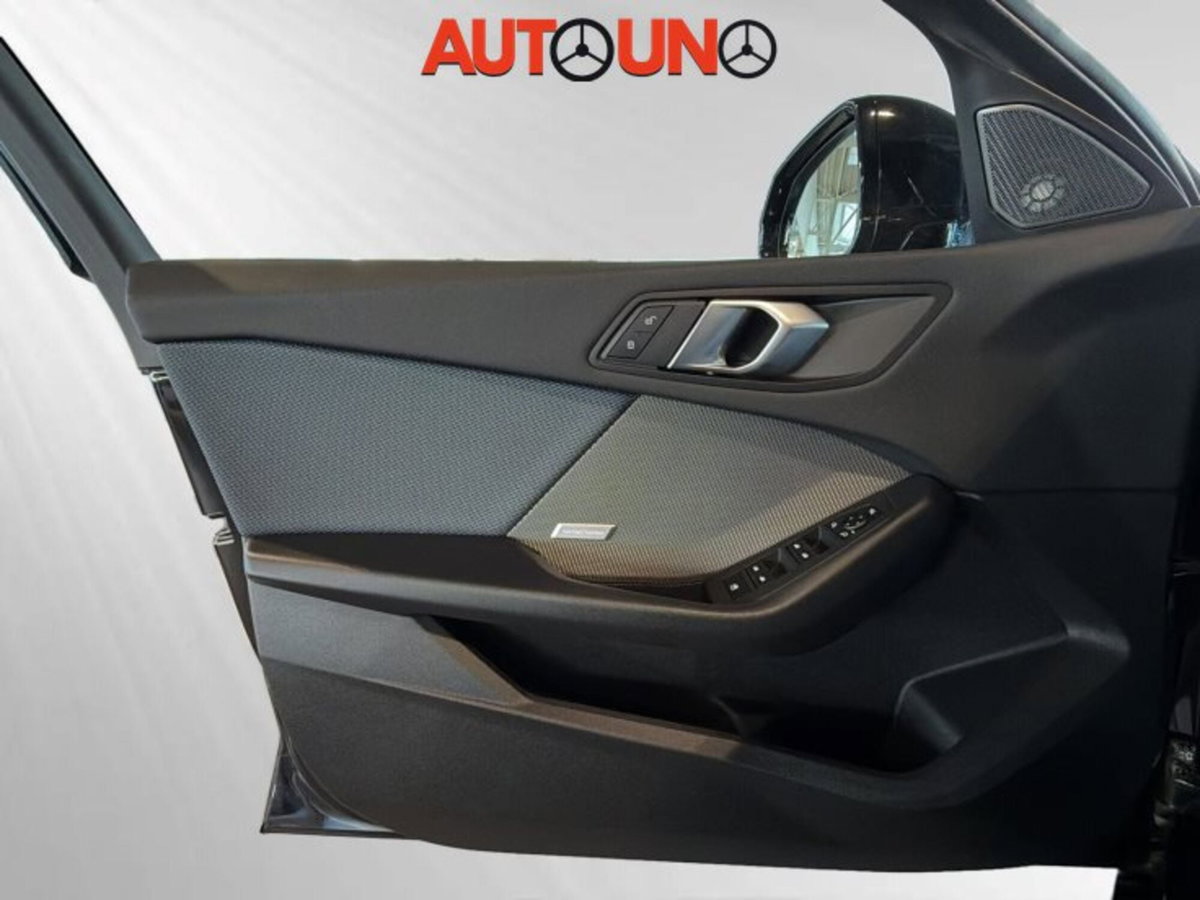 BMW Serie 1 120 48V auto (14)