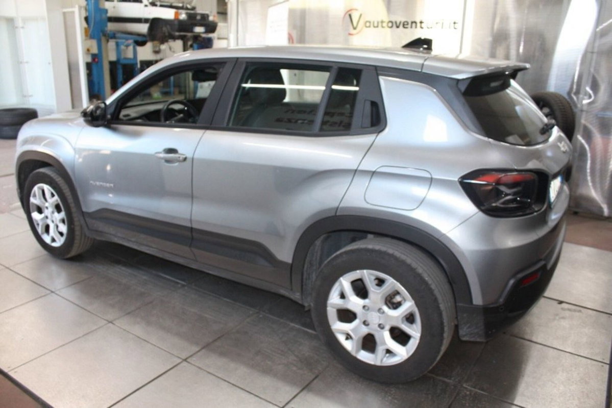 Jeep Avenger 1.2 turbo Altitude fwd 100cv (5)