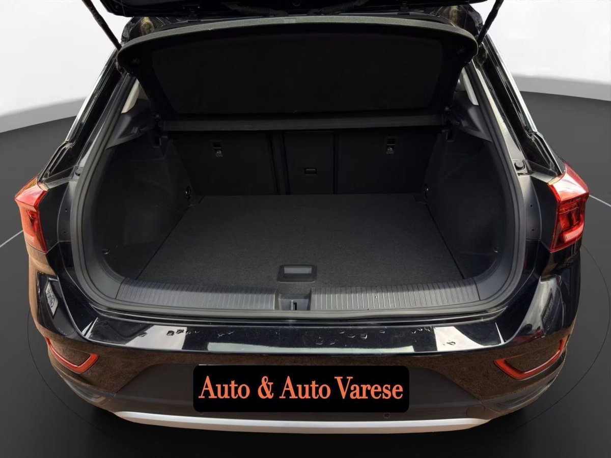 Volkswagen T-Roc 1.0 TSI Life (9)