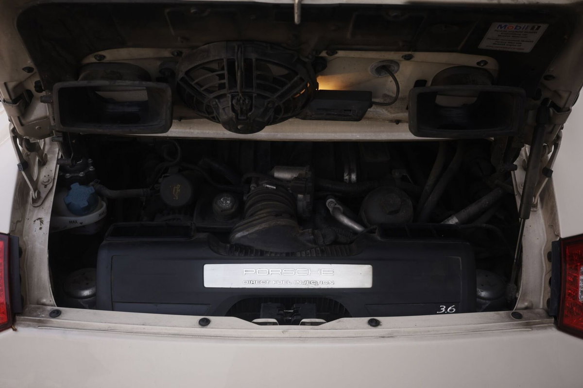 Porsche 911 Cabrio Carrera 4 (18)