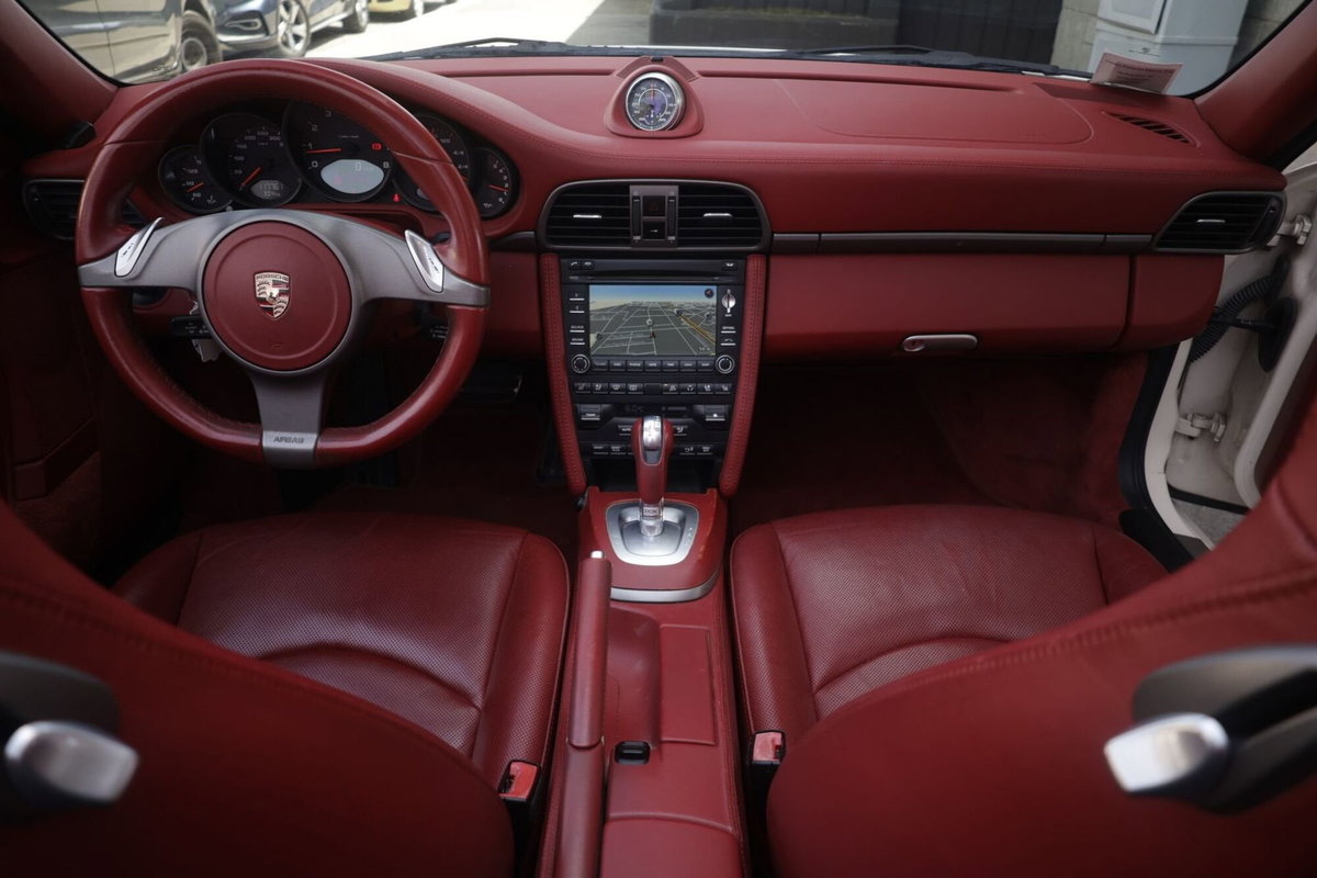 Porsche 911 Cabrio Carrera 4 (2)