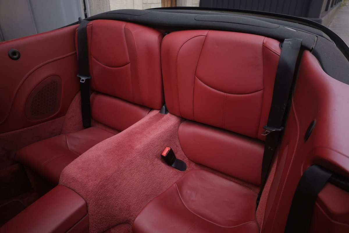 Porsche 911 Cabrio Carrera 4 (3)