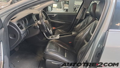 Volvo V60 D4 AWD Geartronic Volvo Ocean Race (14)