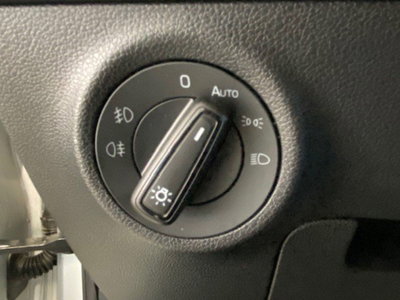 Skoda Karoq 2.0 TDI EVO SCR 115 CV DSG Ambition (13)