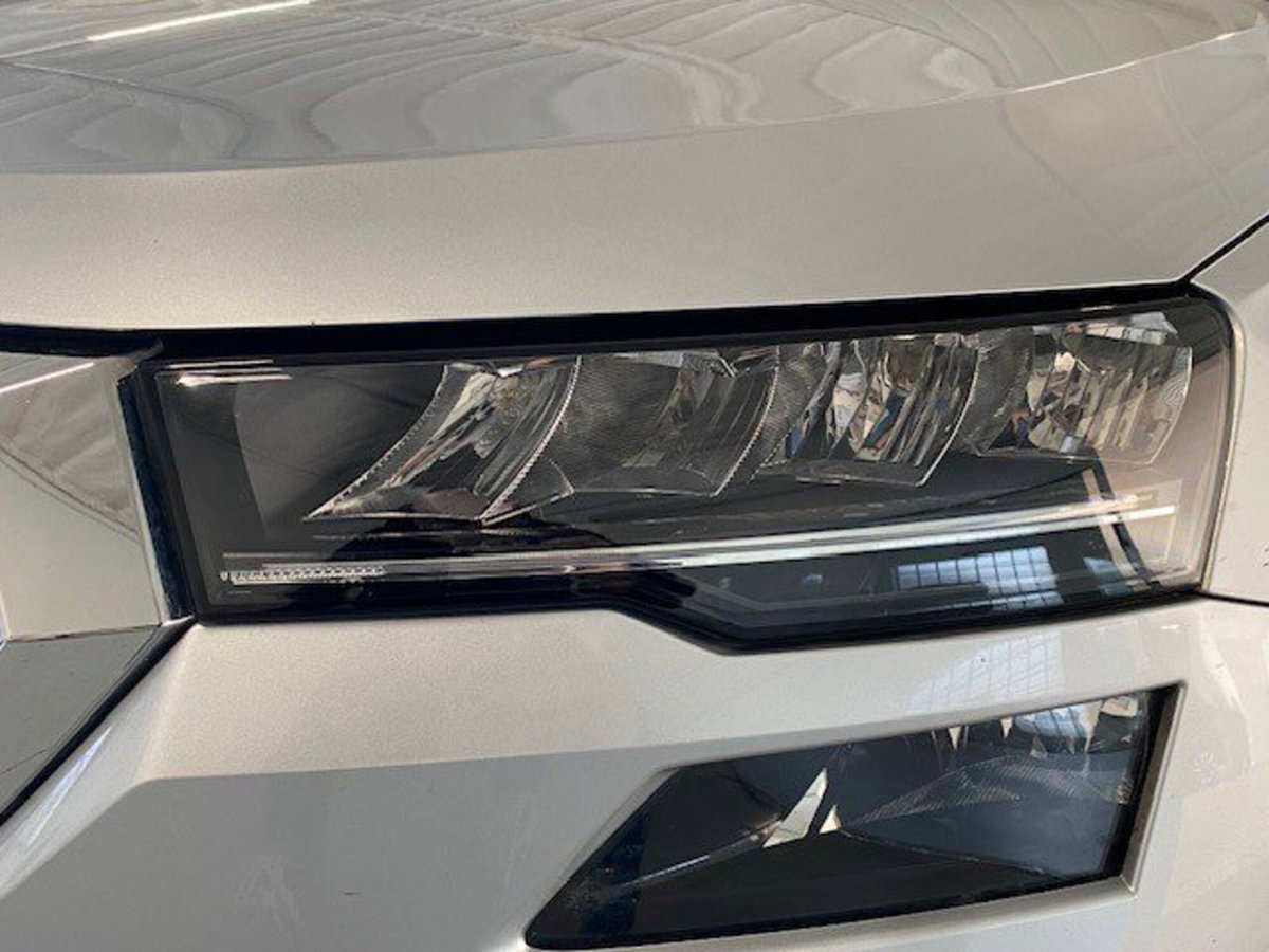 Skoda Karoq 2.0 TDI EVO SCR 115 CV DSG Ambition (6)