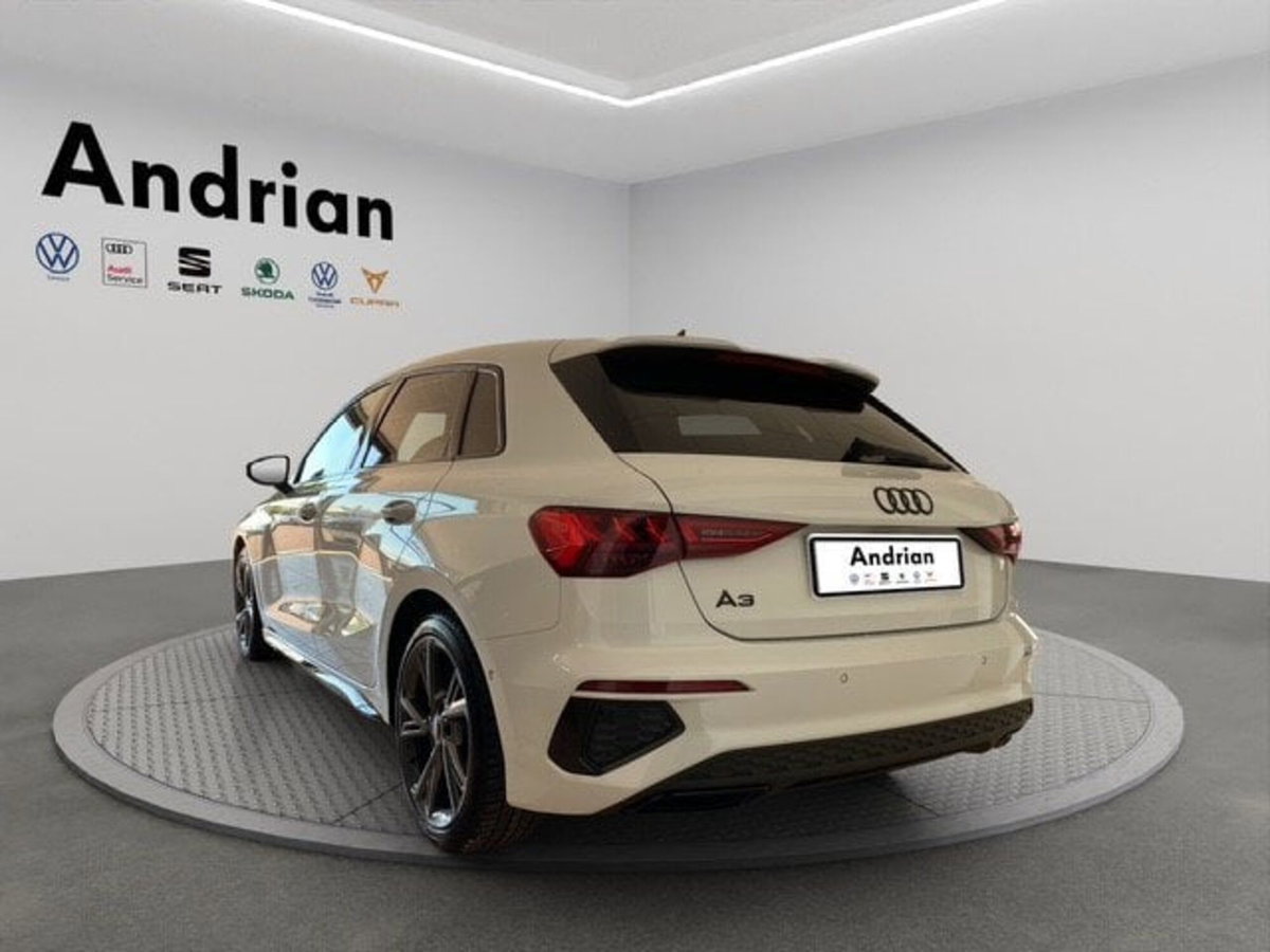 Audi A3 Sportback 35 TDI S tronic S line edition (2)