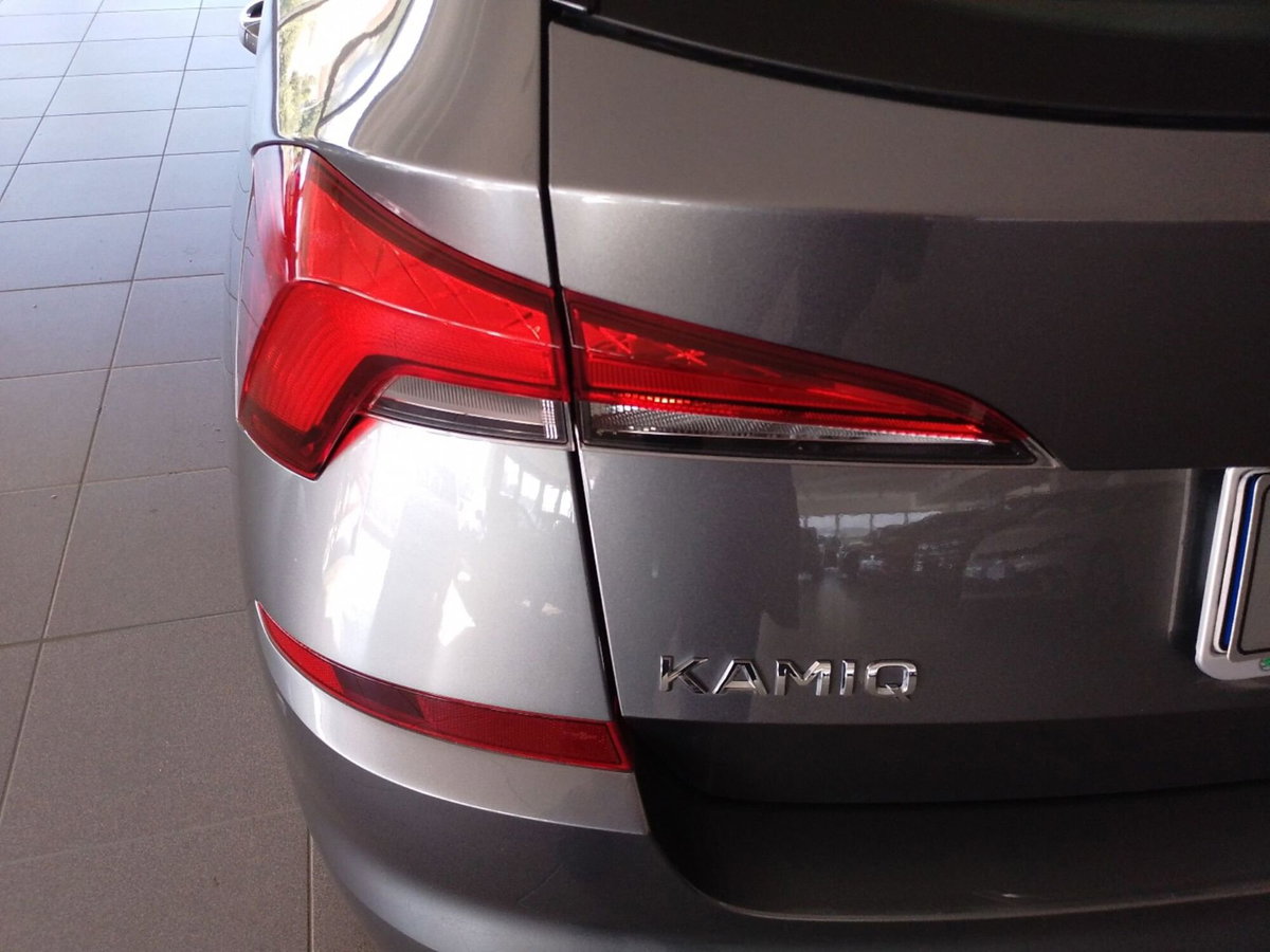 Skoda Kamiq 1.0 TSI 110 CV DSG Ambition (9)