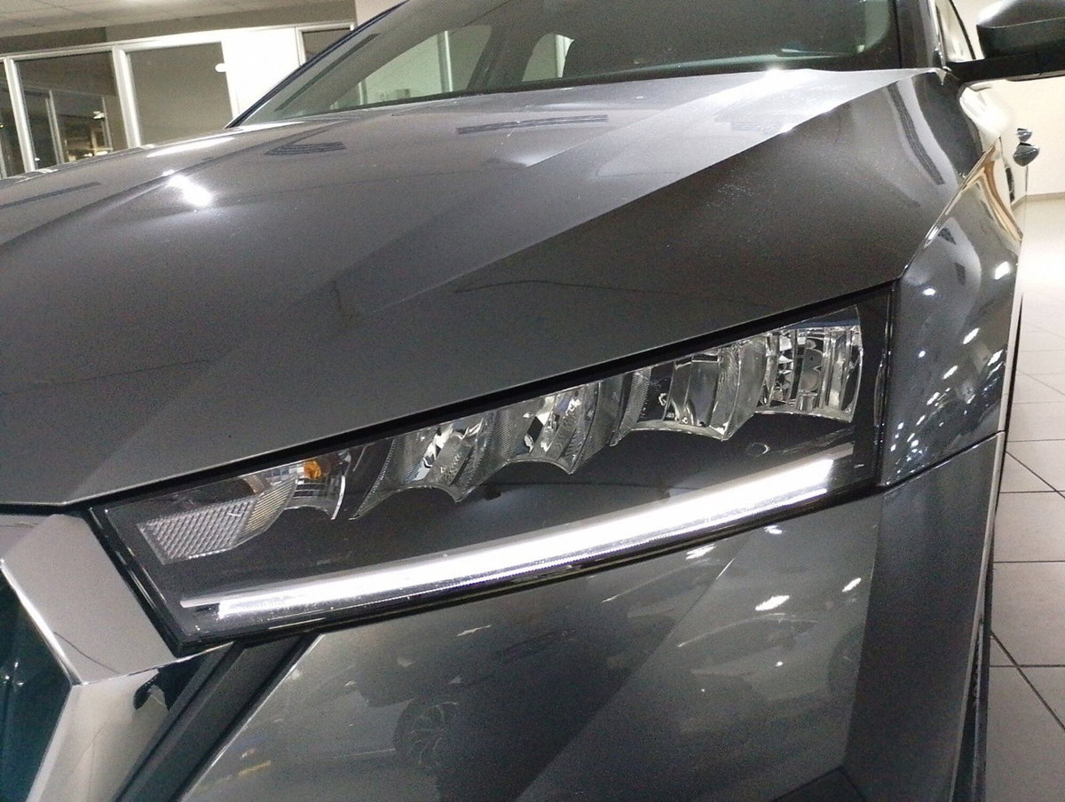 Skoda Octavia Station Wagon 1.5 e-TEC DSG Wagon Executive (9)