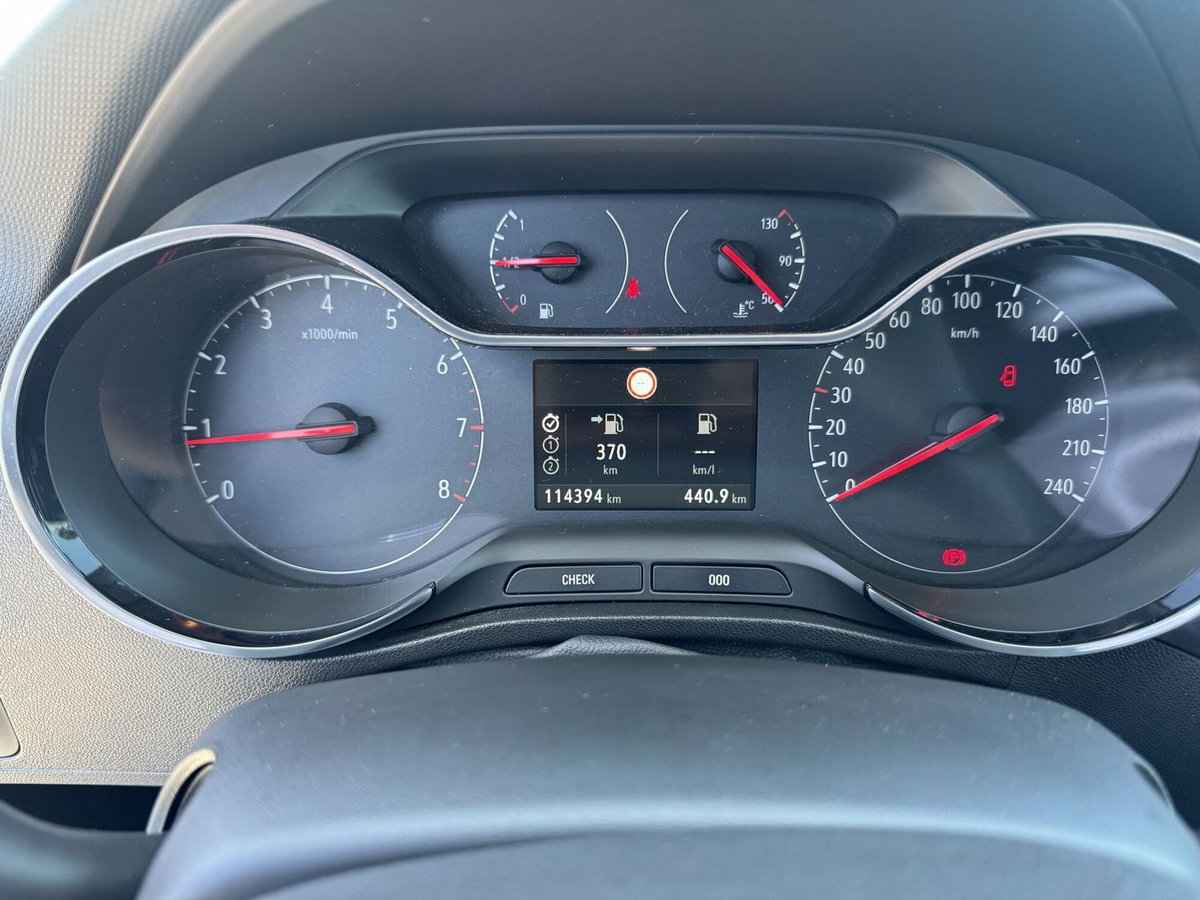 Opel Crossland X 1.5 ECOTEC D 102 CV Start&Stop Innovation (10)