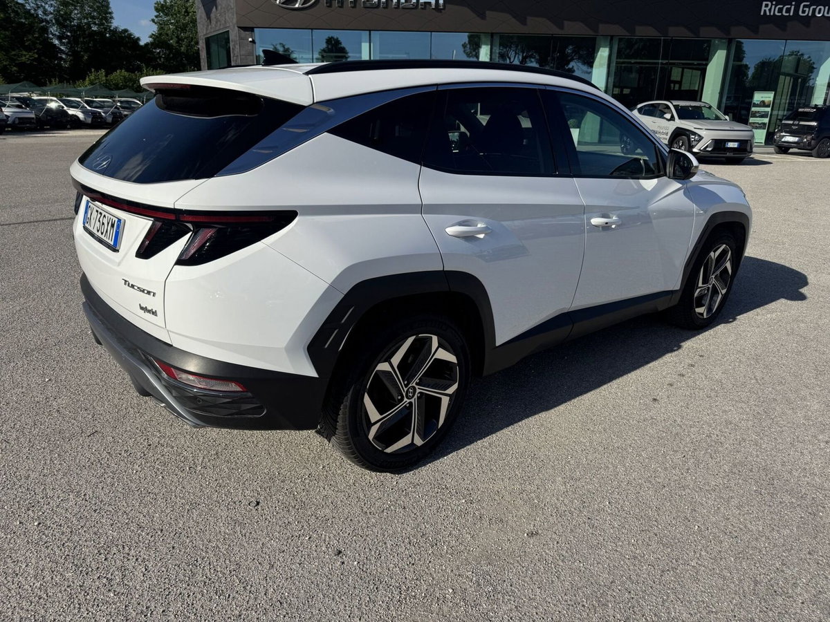 Hyundai Tucson 1.6 hev Exellence 2wd auto (5)