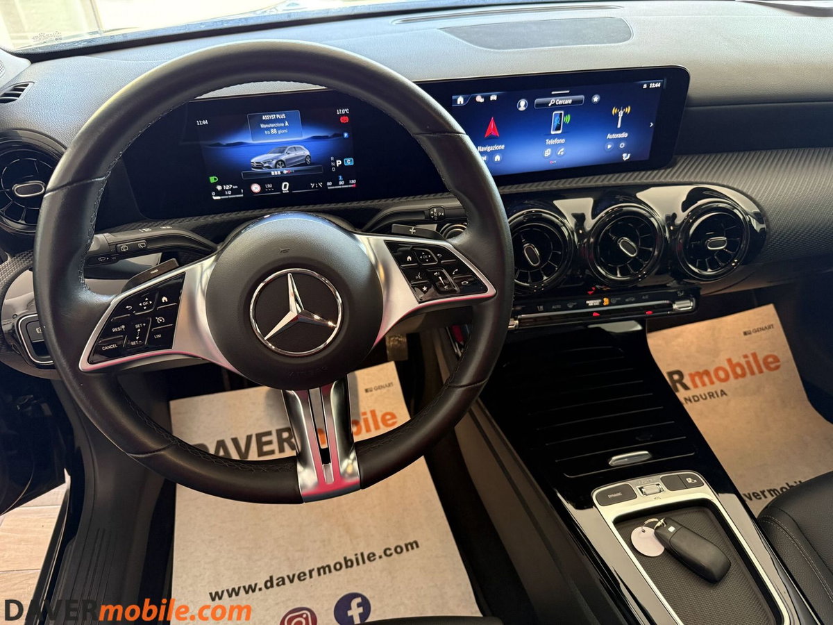 Mercedes-Benz Classe A 180 d Automatic Premium (17)