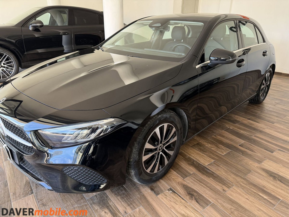 Mercedes-Benz Classe A 180 d Automatic Premium (4)