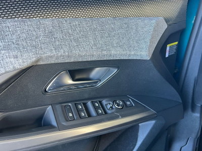Peugeot 5008 1.2 hybrid GT 145cv 7p.ti e-dcs6 (6)