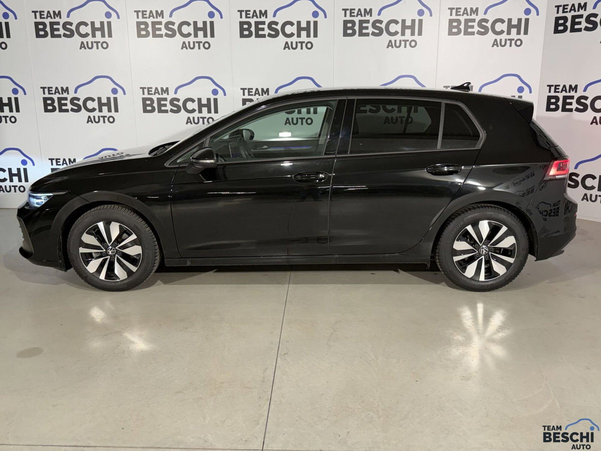 Volkswagen Golf 1.5 etsi 50 Years 150cv dsg (2)