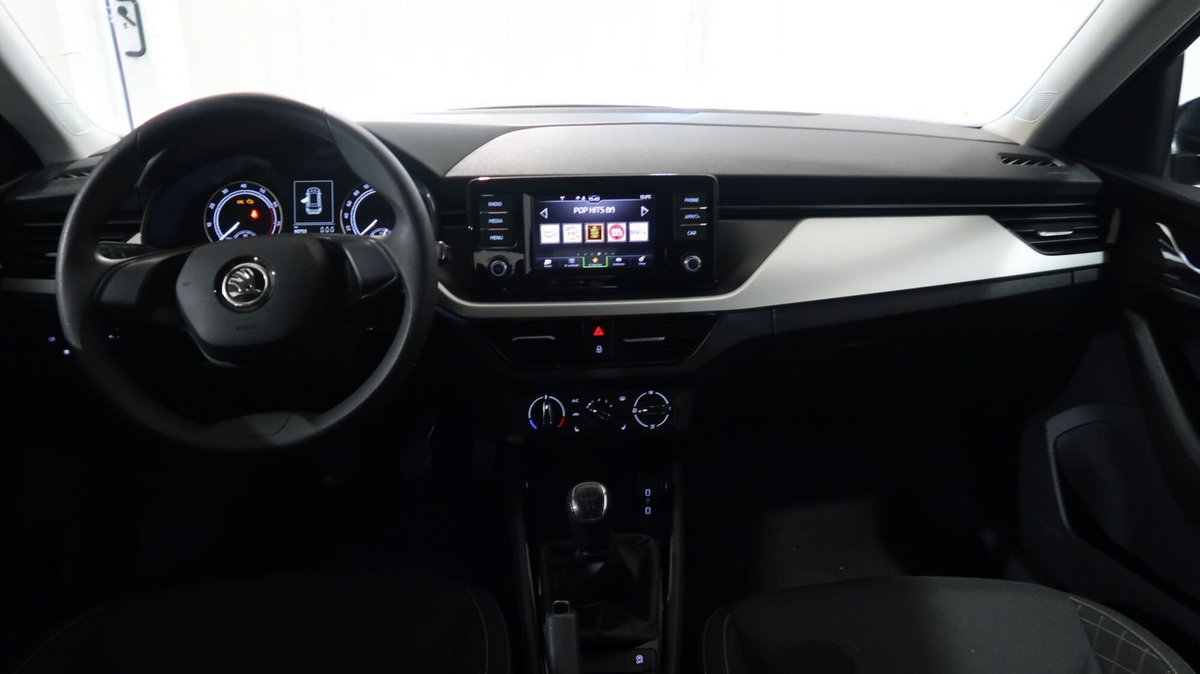Skoda Kamiq 1.0 TSI Ambition (15)