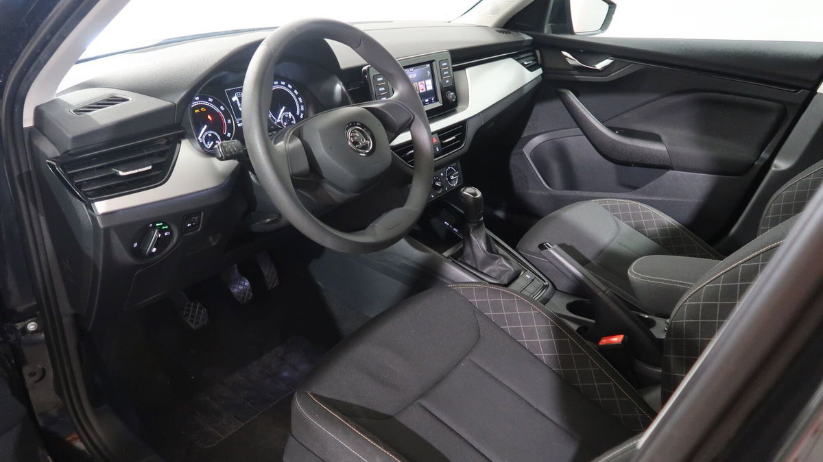 Skoda Kamiq 1.0 TSI Ambition (2)