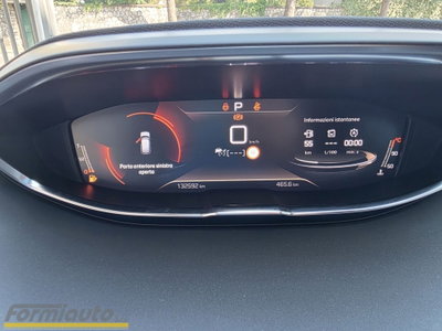 Peugeot 3008 BlueHDi 130 S&S EAT8 GT Pack (17)