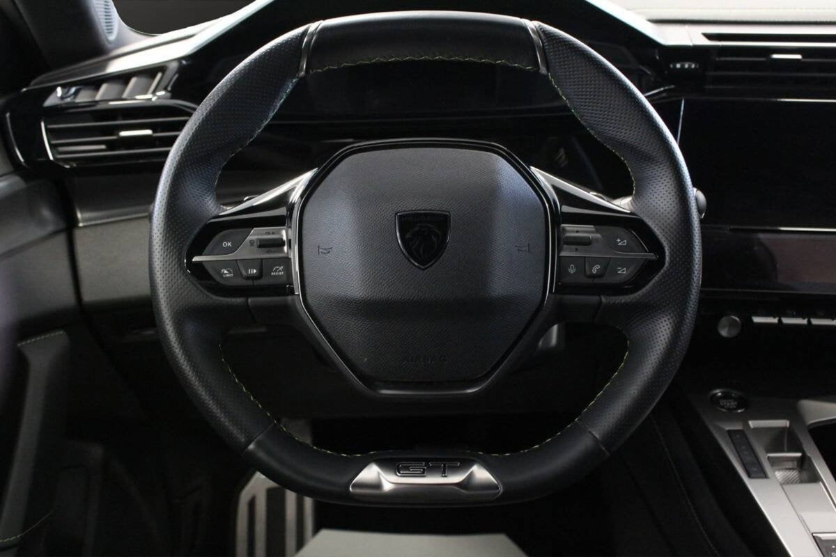 Peugeot 308 2.0 HDi 136CV 5p. aut. Féline (13)