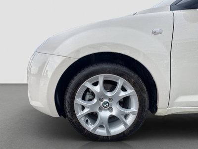 Alfa Romeo MiTo 1.3 JTDm 85 CV S&S Distinctive (18)