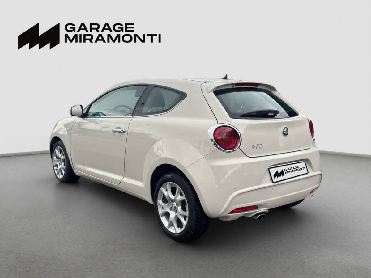 Alfa Romeo MiTo 1.3 JTDm 85 CV S&S Distinctive (4)