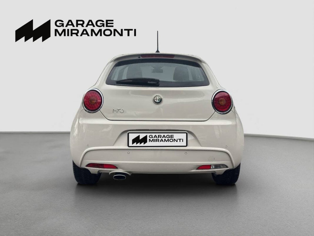 Alfa Romeo MiTo 1.3 JTDm 85 CV S&S Distinctive (5)