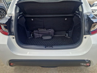 Toyota Yaris 1.5 Hybrid 5 porte Energy (10)