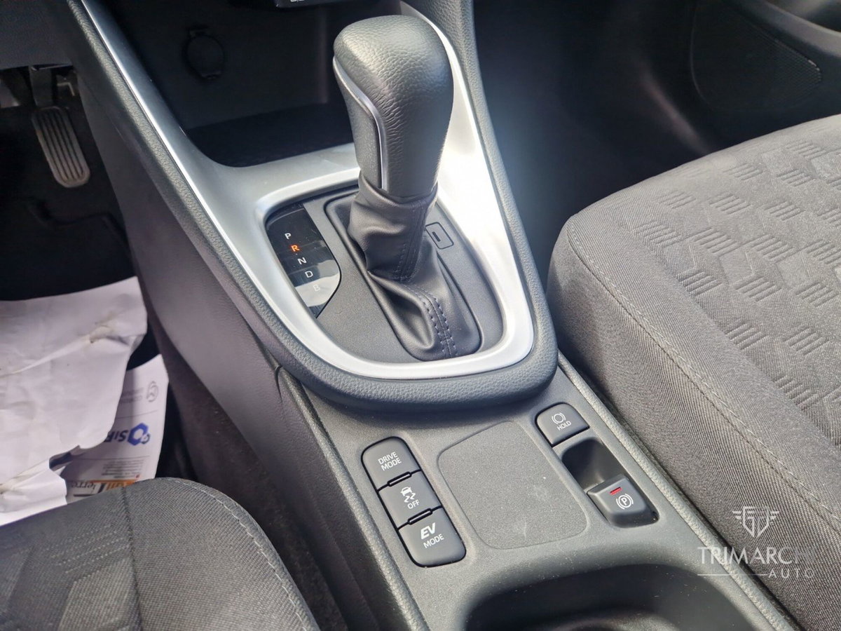 Toyota Yaris 1.5 Hybrid 5 porte Energy (16)