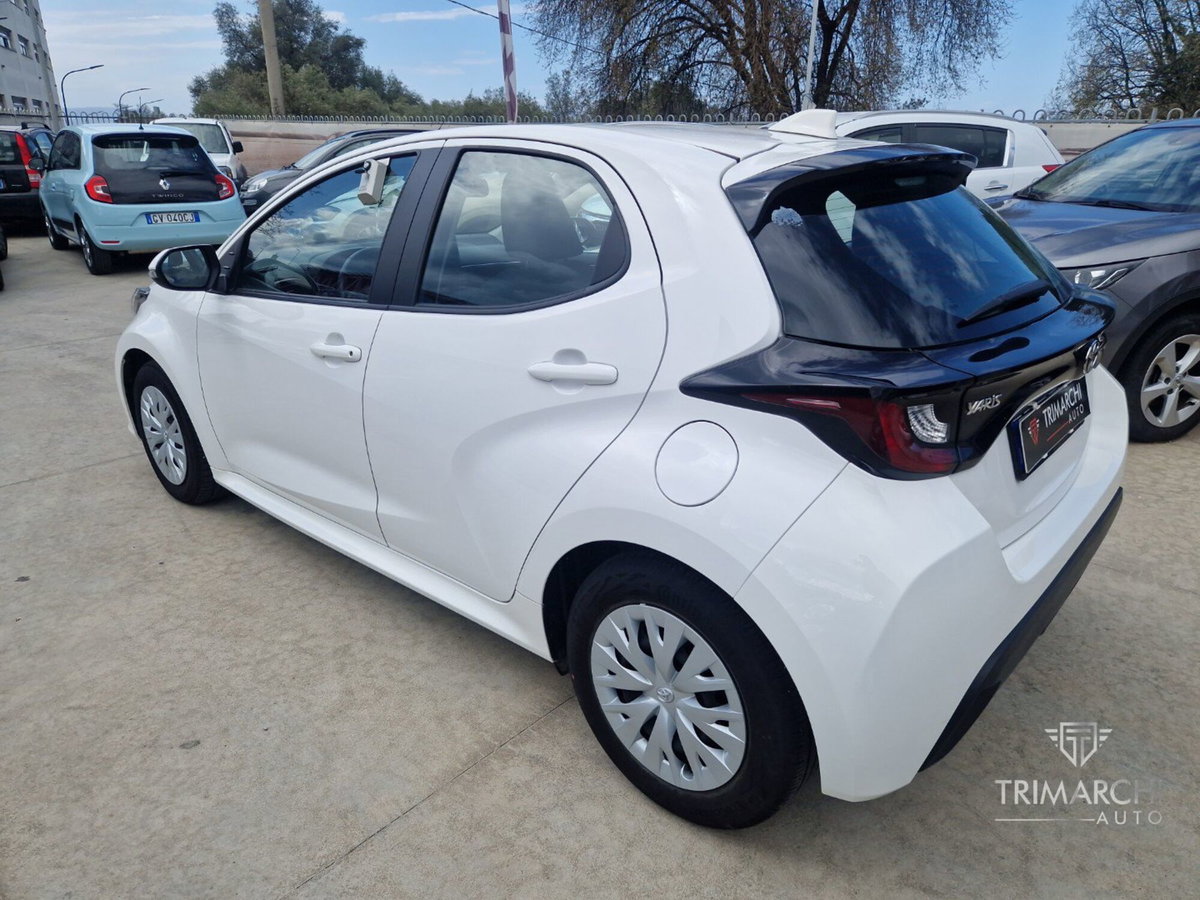 Toyota Yaris 1.5 Hybrid 5 porte Energy (4)