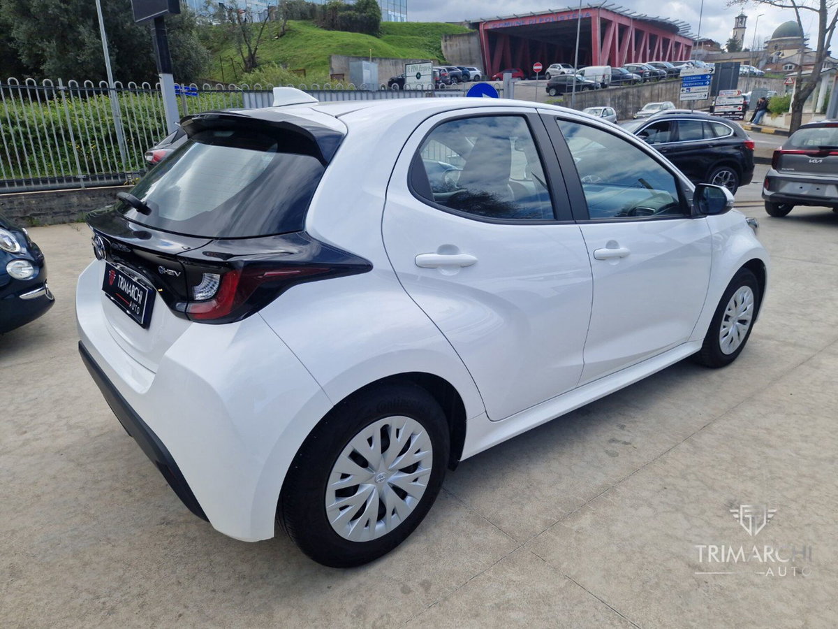 Toyota Yaris 1.5 Hybrid 5 porte Energy (5)