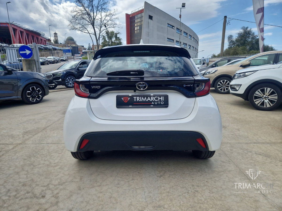 Toyota Yaris 1.5 Hybrid 5 porte Energy (6)