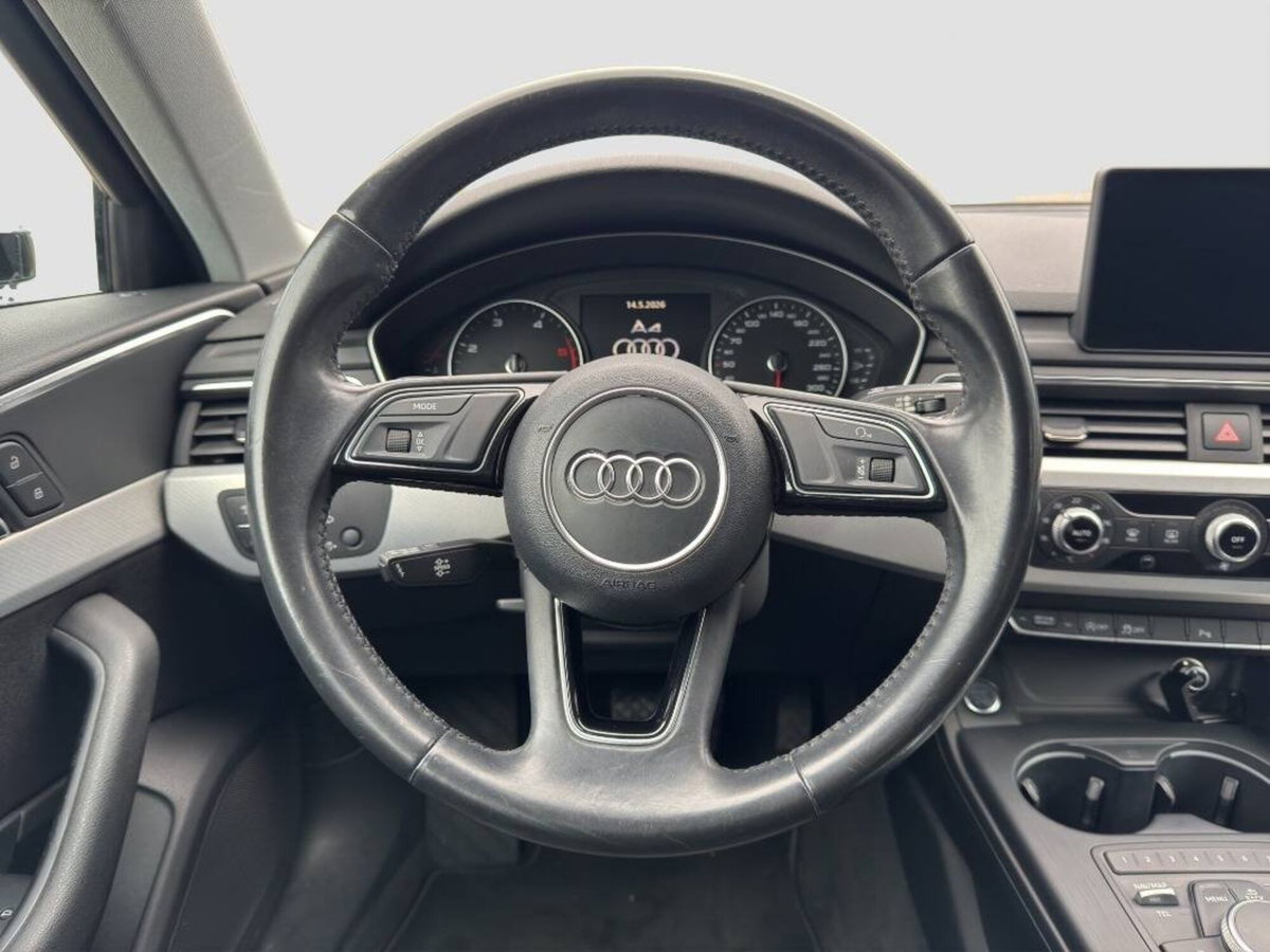 Audi A4 Avant 2.0 TDI 150 CV ultra Business Sport (10)