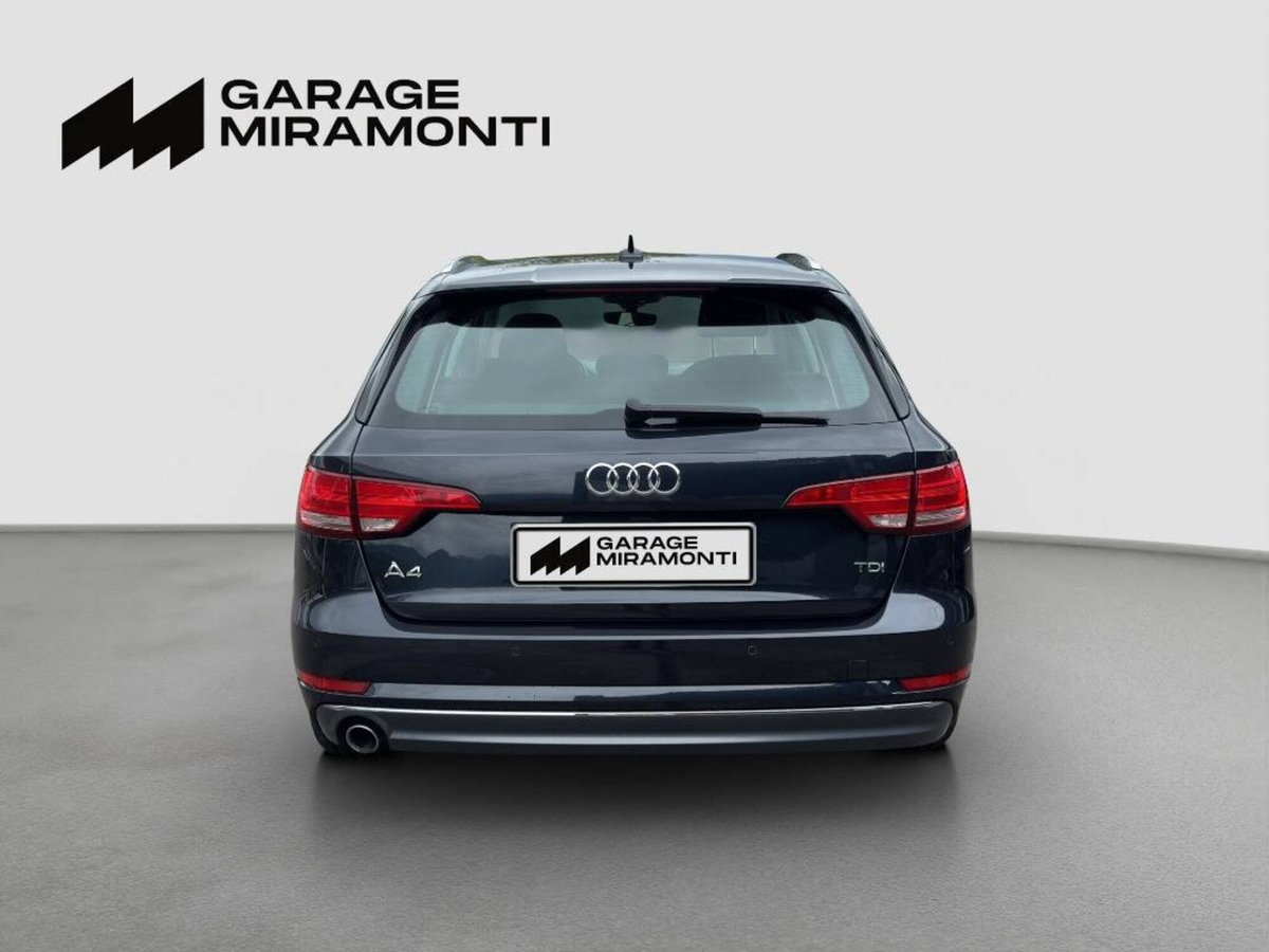 Audi A4 Avant 2.0 TDI 150 CV ultra Business Sport (5)